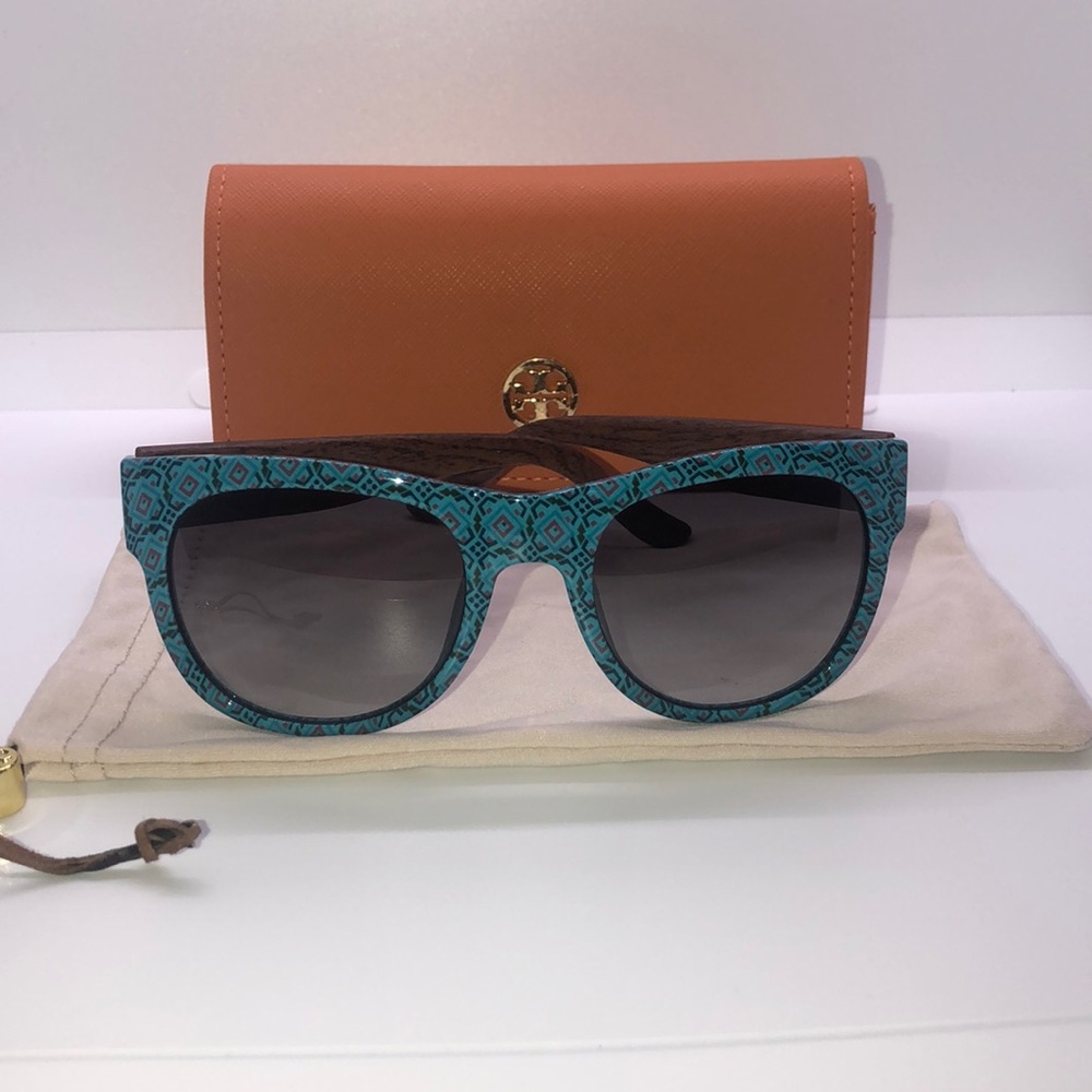 Teal Tory Burch wayfarer sunglasses.